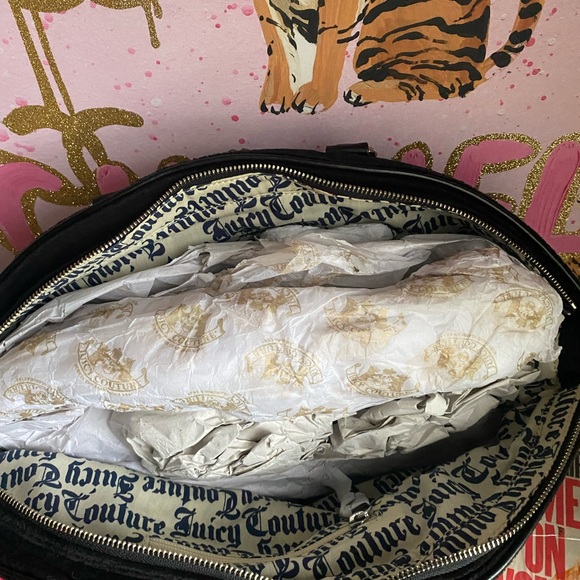 Juicy Couture Bag💕 - Picture 10 of 16